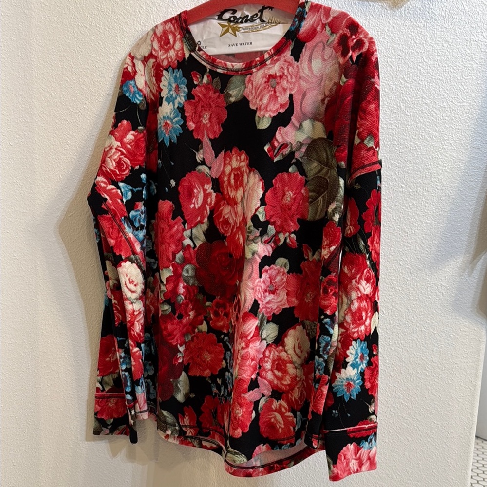 Show Me Your MuMu Red and Pink Cuffed Sleeve Long Sleeve Sweatshirt